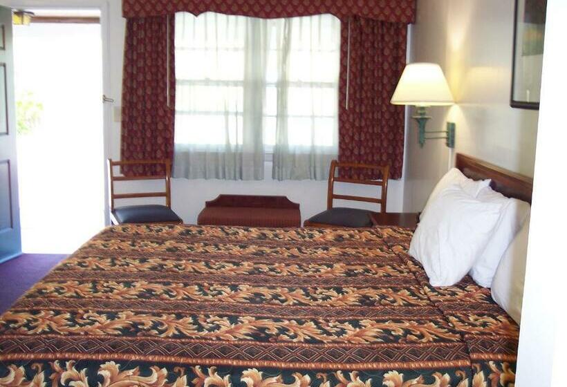 Стандартный Номер Кровать Кинг, Shore Hills Motel