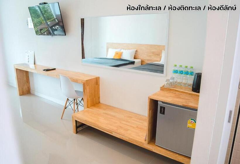 Номер Deluxe, The Toy Beach Resort Rayong