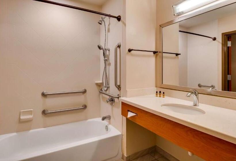 Люкс Адаптированный для Инвалидов, Best Western Plus Tuscumbia/muscle Shoals Hotel & Suites