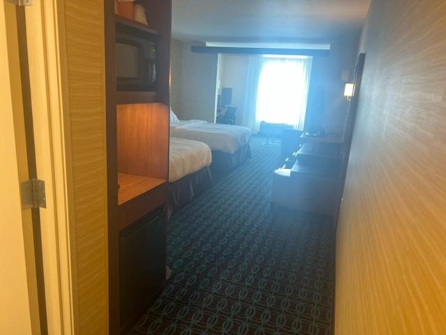 Люкс, Fairfield Inn & Suites By Marriott Belle Vernon