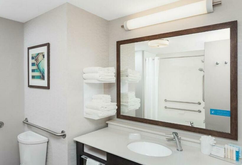 Стандартный Номер Кровать Кинг, Hampton Inn Kennebunk Kennebunkport