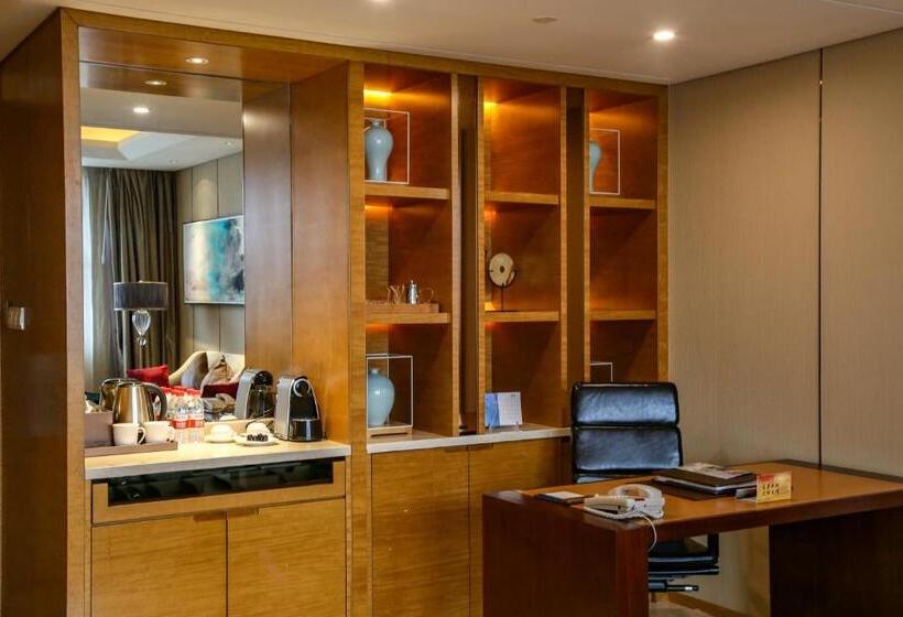 Люкс Кровать Кинг, Wyndham Jingzhou