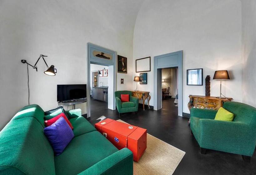 标准间, Palazzo Melfi