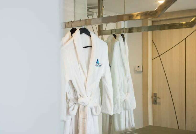수피리어 룸, Blue Boat Hotel Jc