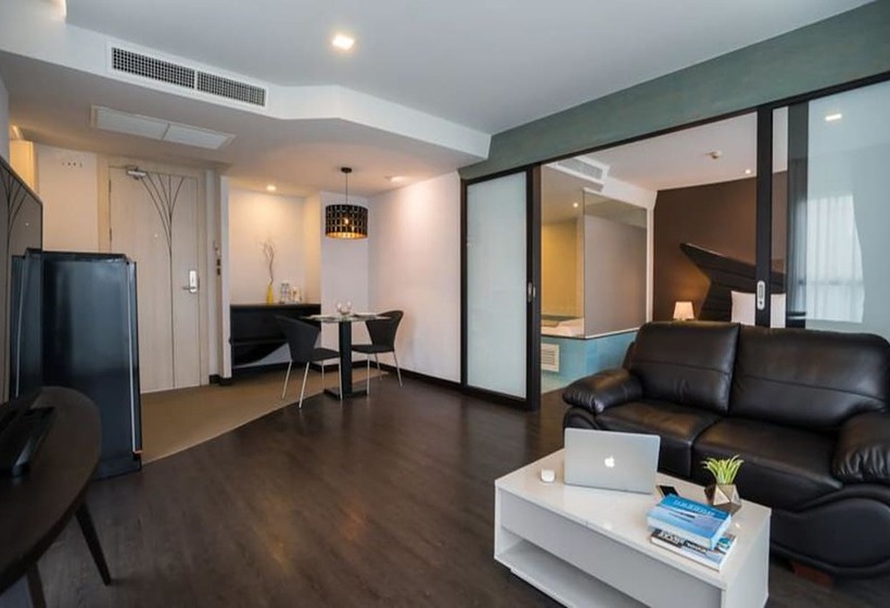 스위트, Blue Boat Hotel Jc