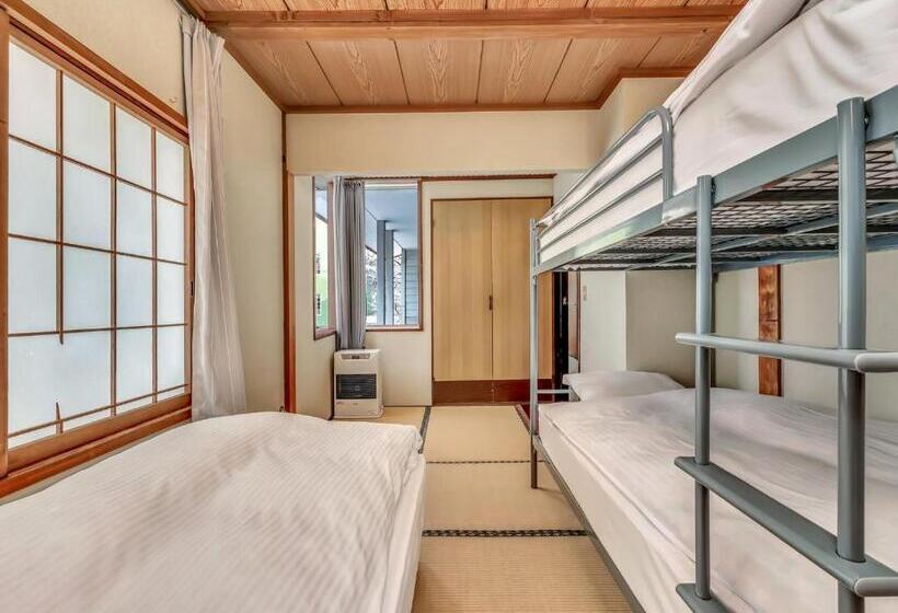 מיטה בחדר משותף, Madarao