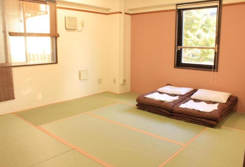 Номер Стандарт Совместная Ванная, T And K Hostel Kobe Sannomiya East