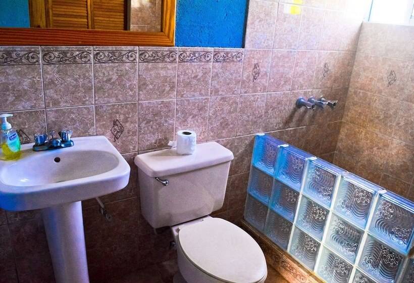 ویلای 4 خوابه, Le Mer Guest House & Villa   Lucea