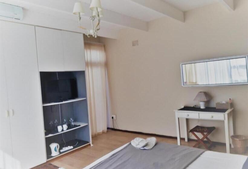 Номер Стандарт, Whales Way Ocean Retreat