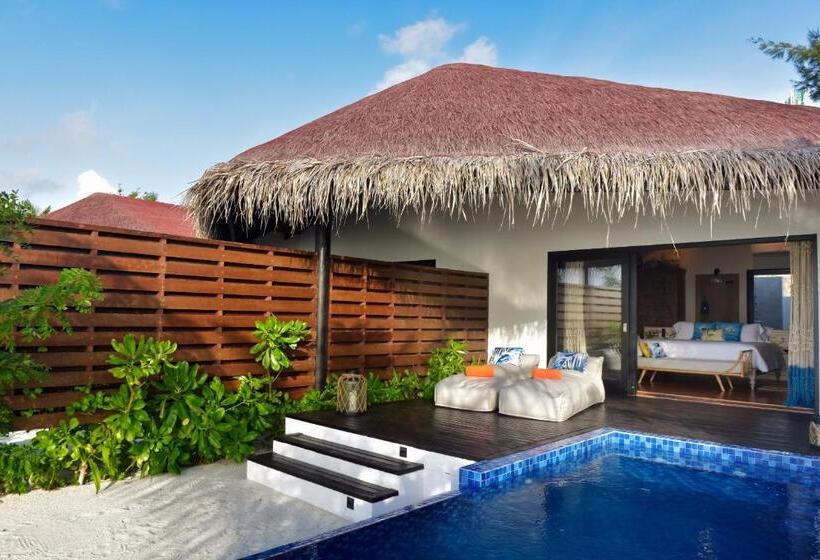 Вилла с 1 спальней и бассейном, Grand Park Kodhipparu Maldives   Child Stay & Eat Free Until 30 Nov 2024