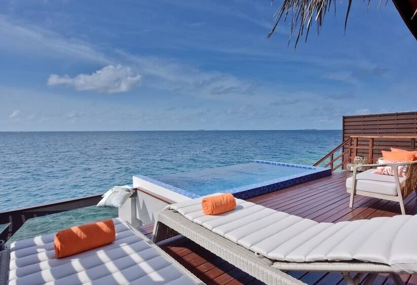 Вилла с 1 спальней и бассейном, Grand Park Kodhipparu Maldives   Child Stay & Eat Free Until 30 Nov 2024