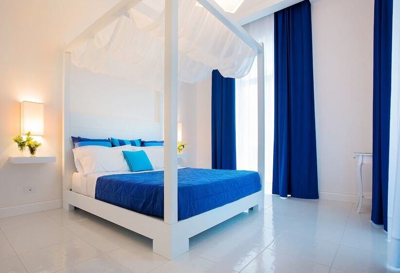 جناح جونيور, Palazzo Murrano   Adults Only