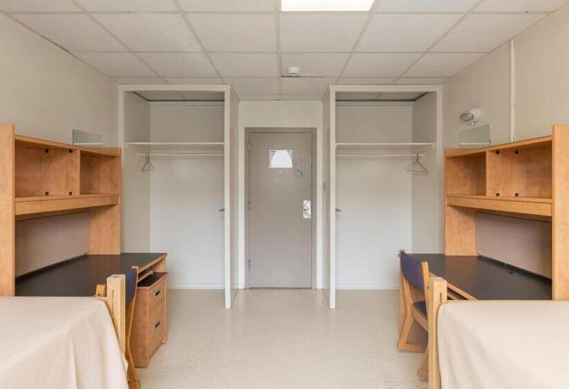 스탠다드 룸 공동 욕실, Dalhousie University Accommodations