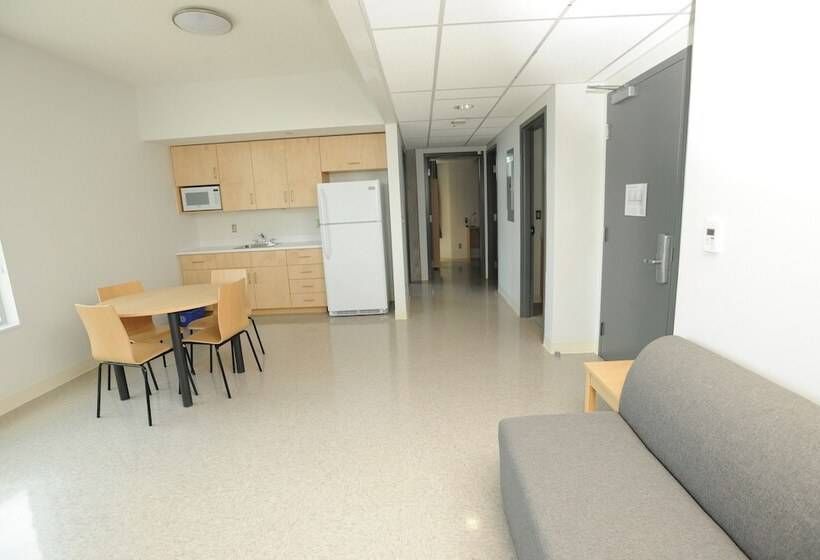 4 베드룸 스위트, Dalhousie University Accommodations