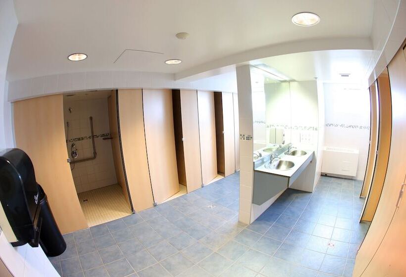 스탠다드 룸 공동 욕실, Dalhousie University Accommodations