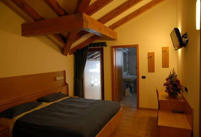 اتاق استاندارد سه نفره, Albergo Alla Posta