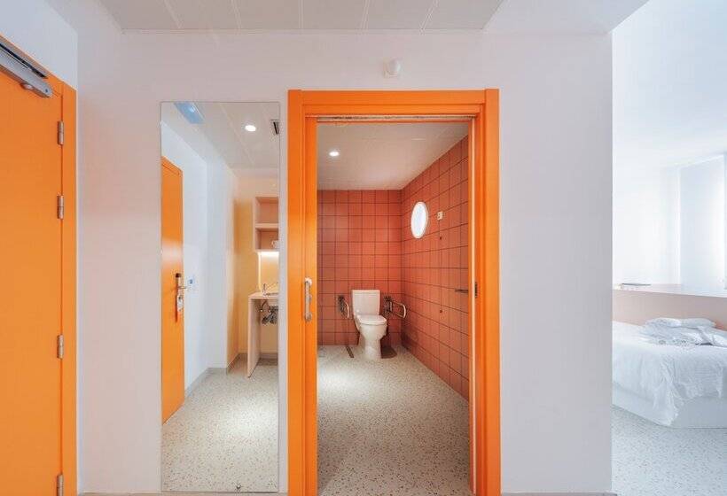 اتاق استاندارد, Loop Homes Tower Burjassot