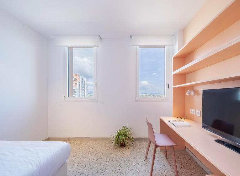 Quarto Superior Individual, Loop Homes Tower Burjassot