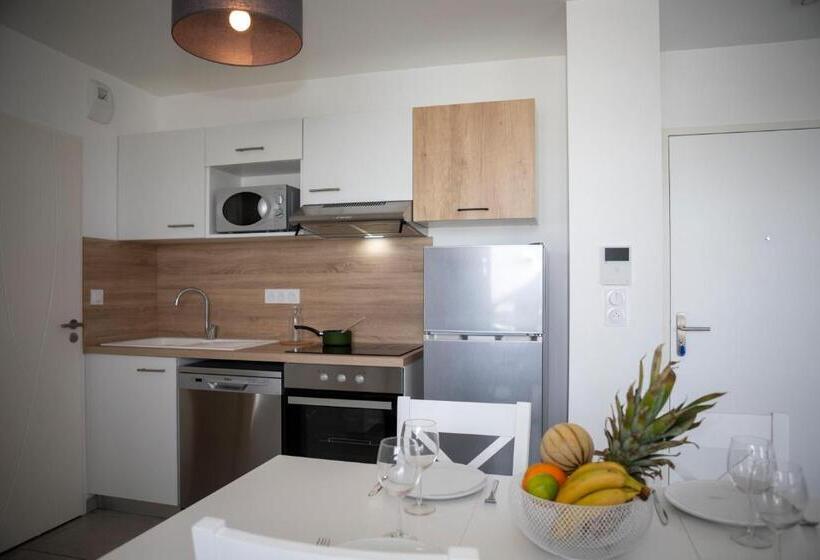 Апартаменты 2 Спальни с Террасой, My Hôtel Résidences   Port Leucate
