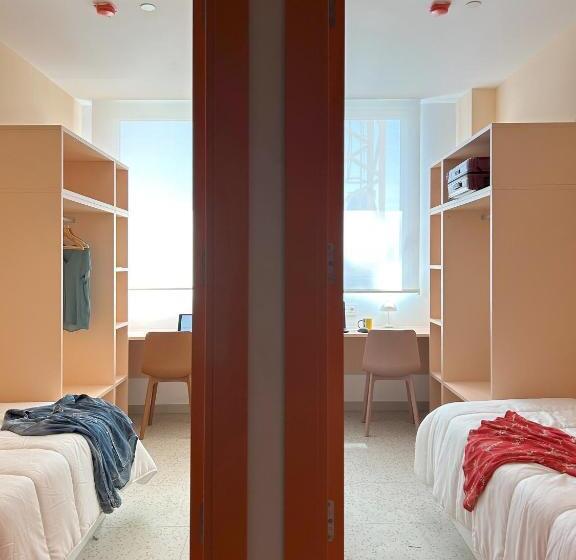 Quarto standard, Loop Homes Tower Burjassot