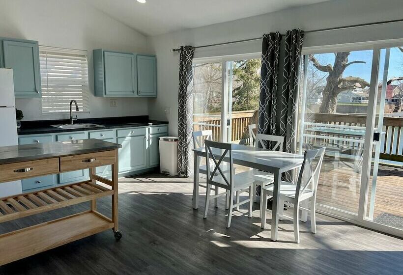 Дом 2 Спальни, Bluebird Bay Resort