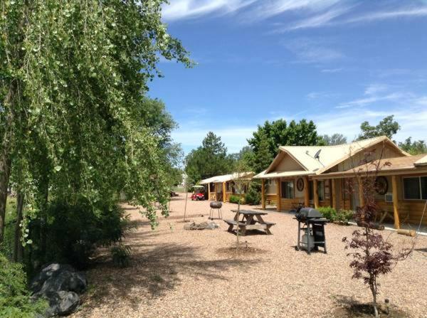 Студия Deluxe, Rainbows End Fishing Resort