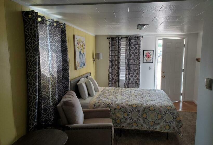 スタンダードシングルルーム, Sage Motel