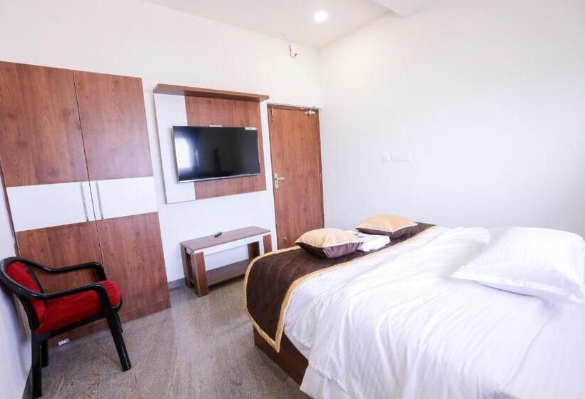 آپارتمان 1 خوابه با بالکن, Naga Luxury Suites   Double Bed Room 2 Adult 2 Child   Driver Free Stay