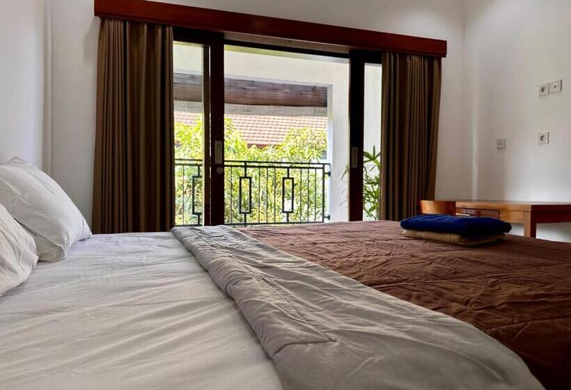 Номер Стандарт с Балконом, Rumah Bali Made
