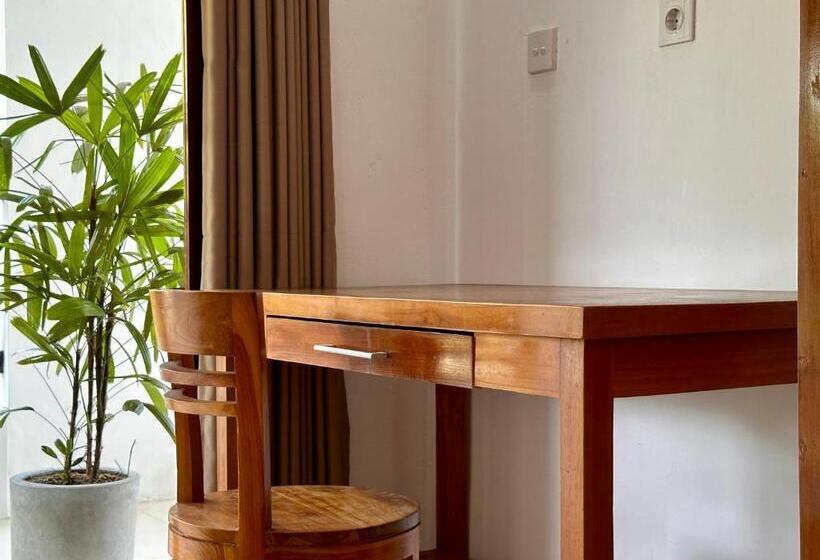 Номер Стандарт с Балконом, Rumah Bali Made