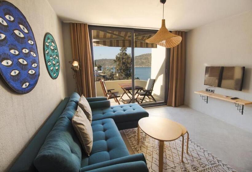 Номер Deluxe Вид на Море Боковой, Casa Bo Boğaziçi Butik Otel
