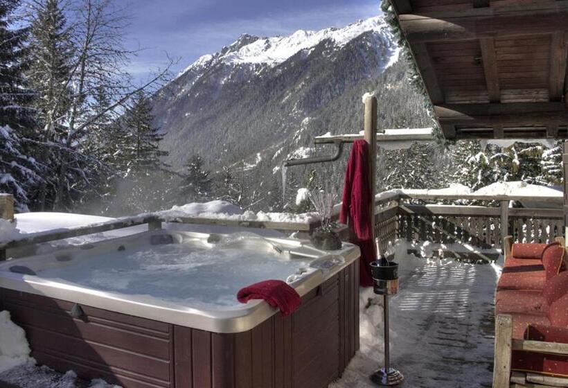 Люкс Вид на Горы, Hôtel Les Chalets De Philippe Avec Jacuzzis Privatifs