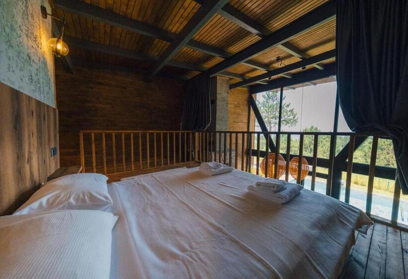 Номер Стандарт Вид на Озеро, Stay In Sapanca
