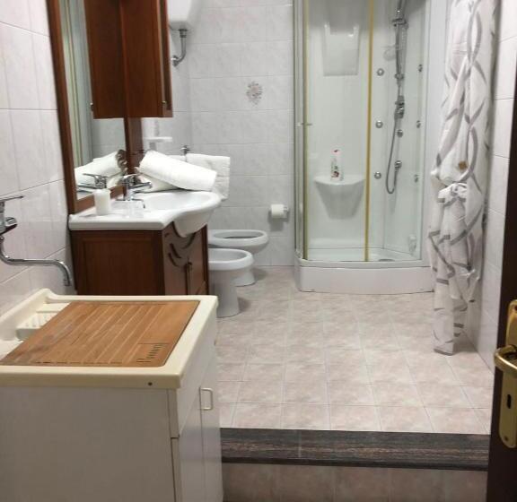 Номер Стандарт, Sweet Home