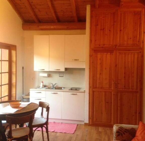 Четырехместный Номер Стандарт, Agriturismo La Casa Sul Poggio
