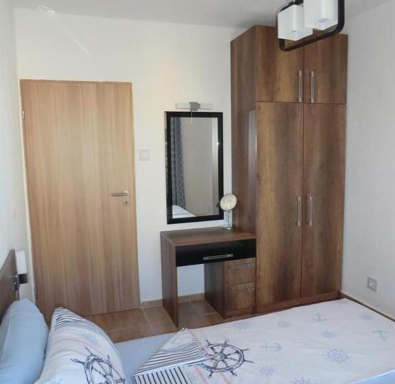 آپارتمان 1 خوابه, Guest House Petrovi