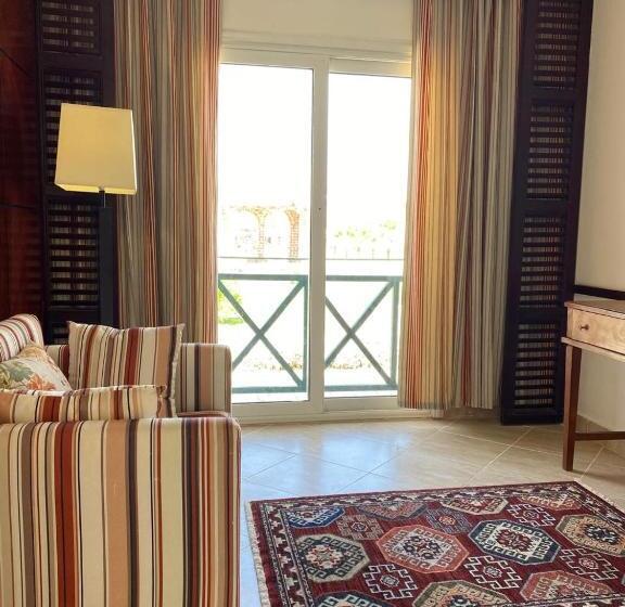 سوییت اجرایی, Grand Waha Resort