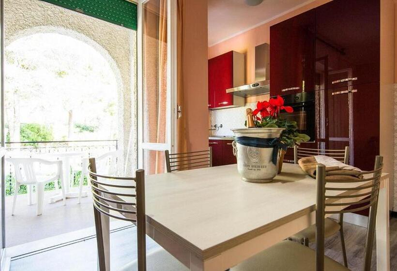 Апартаменты 1 Спальня Вид на Сад, Liguria Apartments