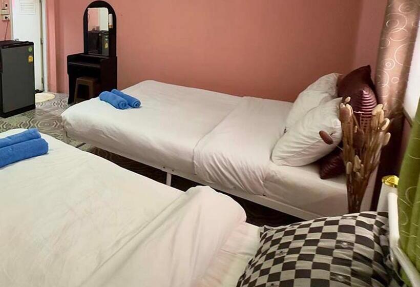 اتاق استاندارد با 2 تخت دوبل, Sea View Jomtien Guest House