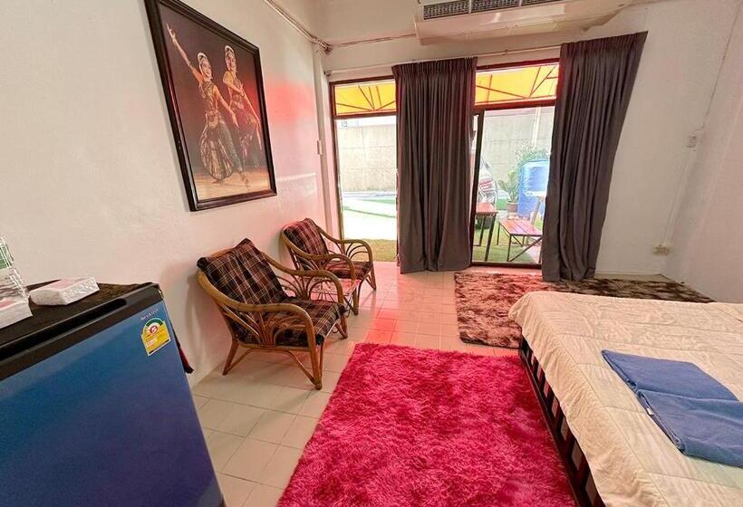 اتاق استاندارد چهار تخته, Sea View Jomtien Guest House