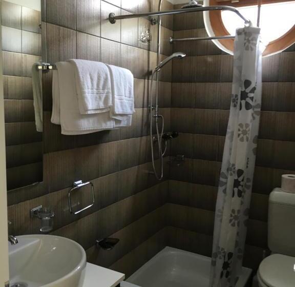 Полулюкс, B&b Tencia