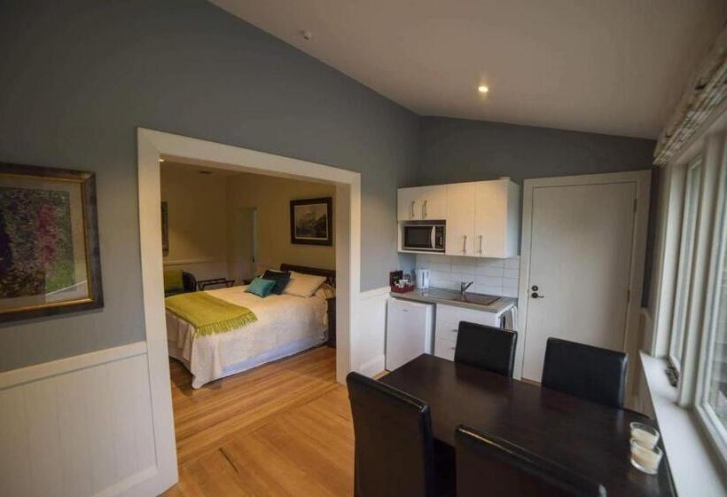 Люкс, Waipara River Estate