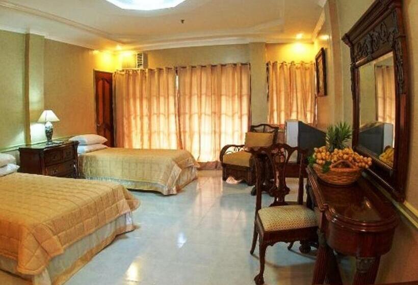 Номер Deluxe с Балконом, Camiguin Highland Resort