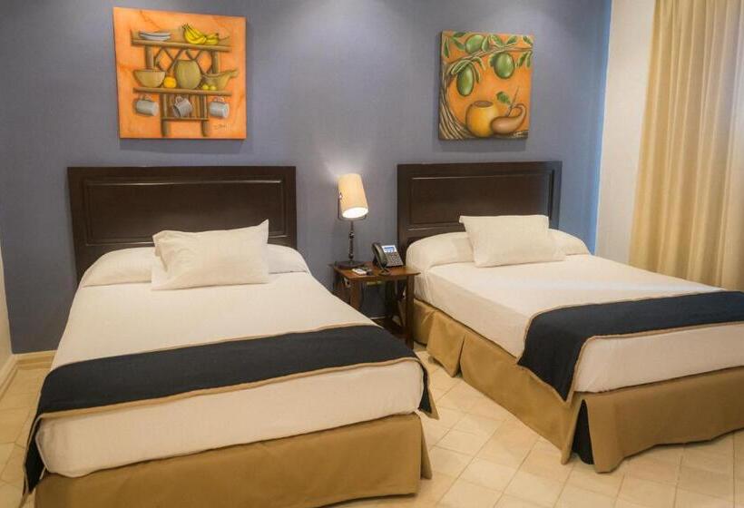 Deluxe Zimmer, Presidente Las Tablas