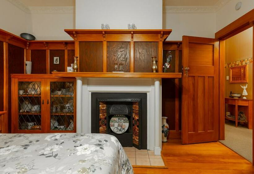 Номер Стандарт, Olde Mill House B&b