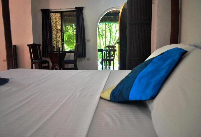 Семейный Номер Вид на Море, The Blue Orchid Resort
