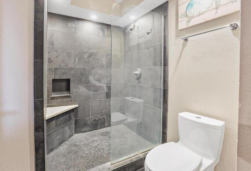 Апартаменты 2 Спальни, Maui Eldorado   J 106   Walk Out Ocean Views