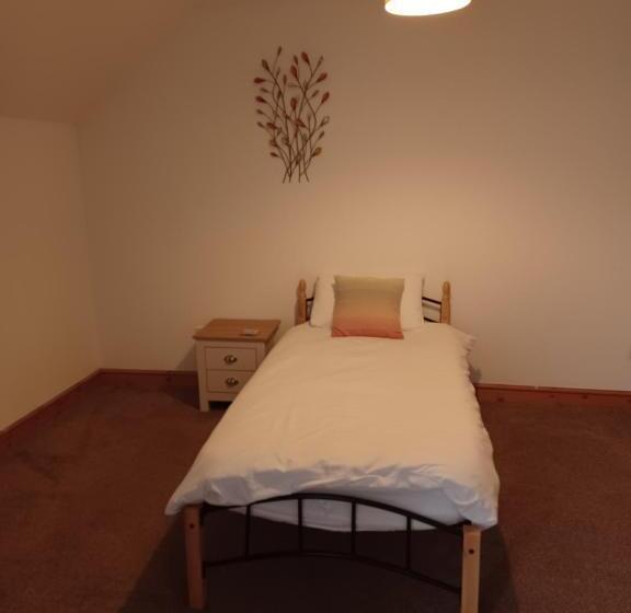 Family Suite, The Bear