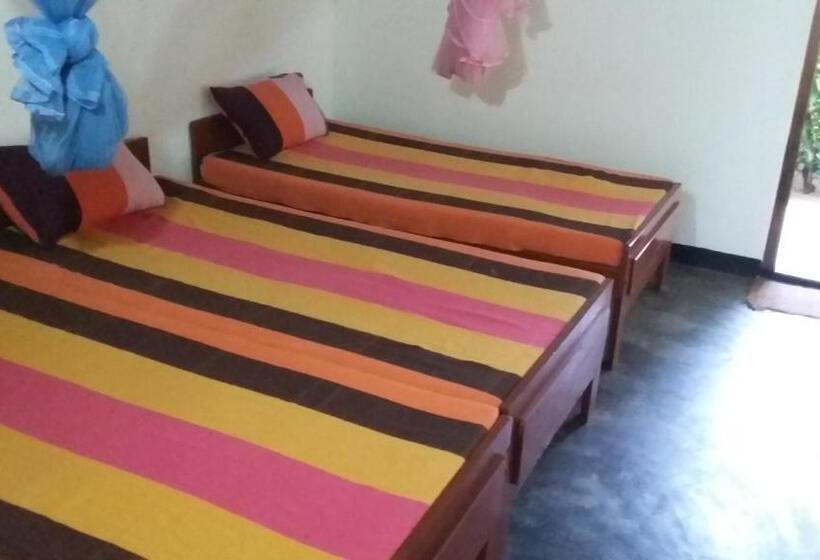 Трежместный Номер Economy, Inn On The Bay