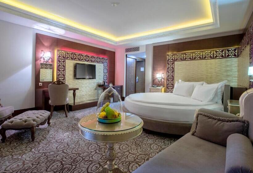 سوئیت با تخت بزرگ, Liman Hotel & Casino By Merit